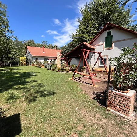 Country house Nemeth Tanya Vendeghaz Pusztaszer